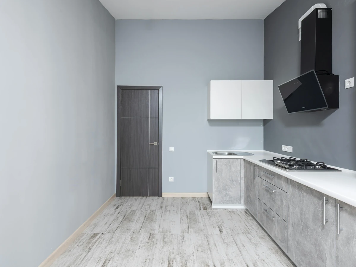 kitchen-painting-modern-grey-kitchen-sheffield-decorators Modern grey kitchen cabinet painting in Mexborough by Sheffield Decorators